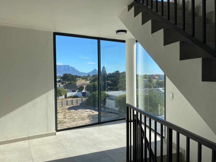 2 Bedroom Property for Sale in Table View Western Cape